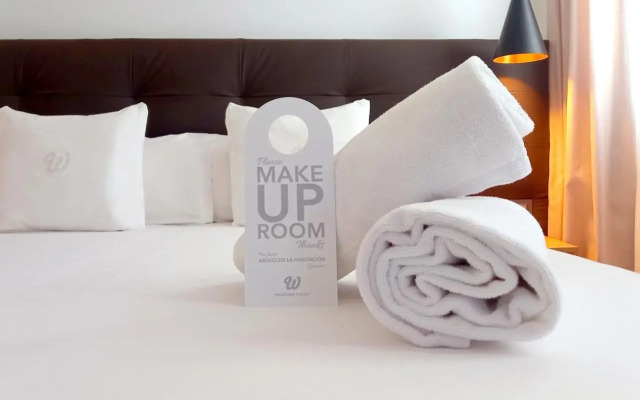 Woohoo Rooms Boutique Sol