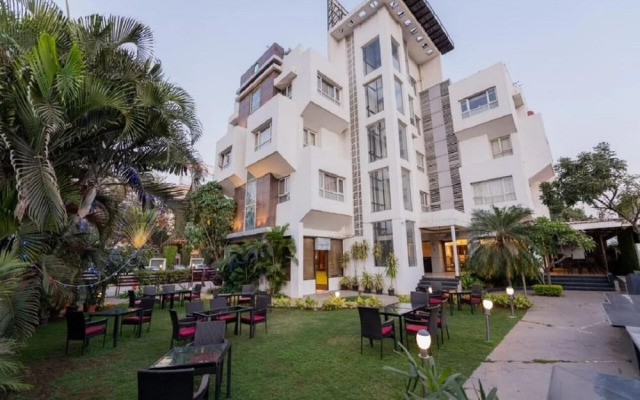 Click Hotel Nashik