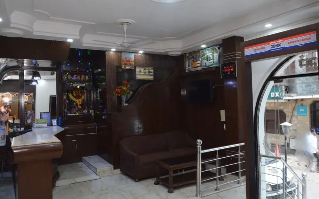 Hotel Yatri International