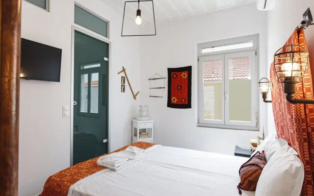 The Residence of the Old Port