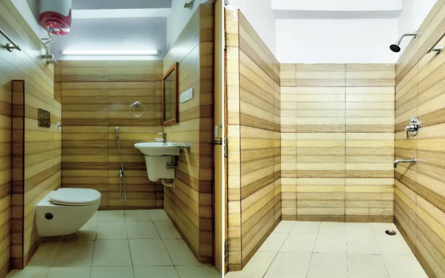 Hotel Classic By OYO Rooms