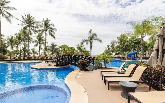 Seaview Oasis 1-BRSuite in Croc's casino