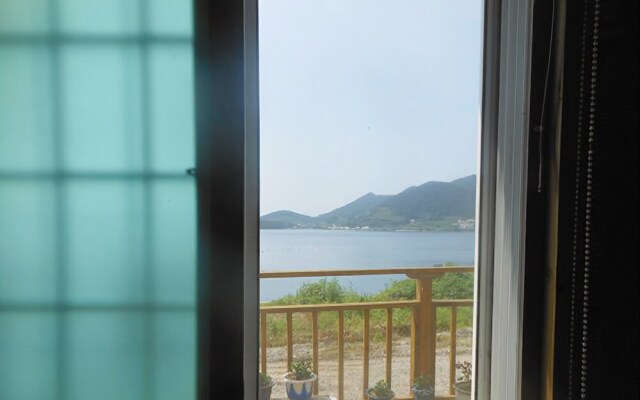 Geoje Haejo Noeul Pension