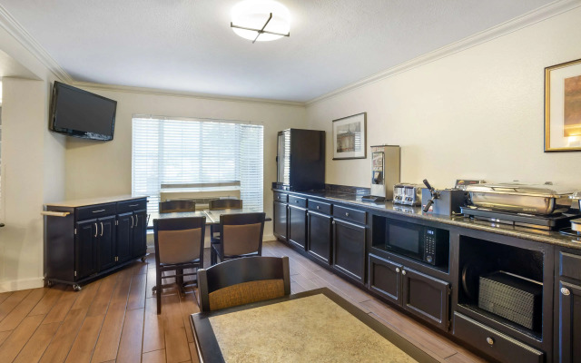 Best Western Clovis Cole