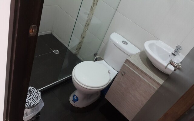 Apartamento 2 alcobas piso alto