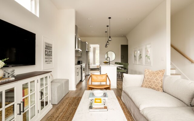 The Jefferson by AvantStay