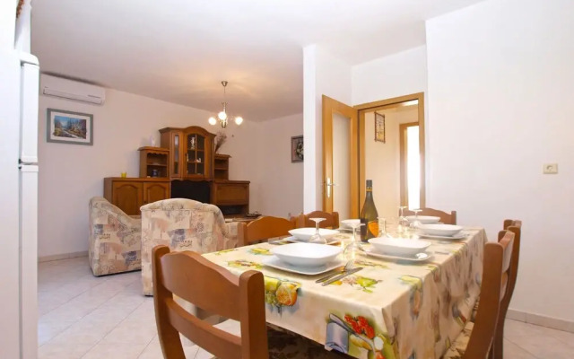 Apartment 1481