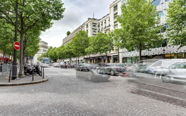 Sweet Inn Apartments- Champs Elysés (Various addresses)