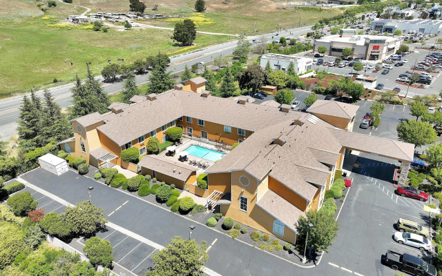 Quality Inn near Six Flags Discovery Kingdom - Napa Valley