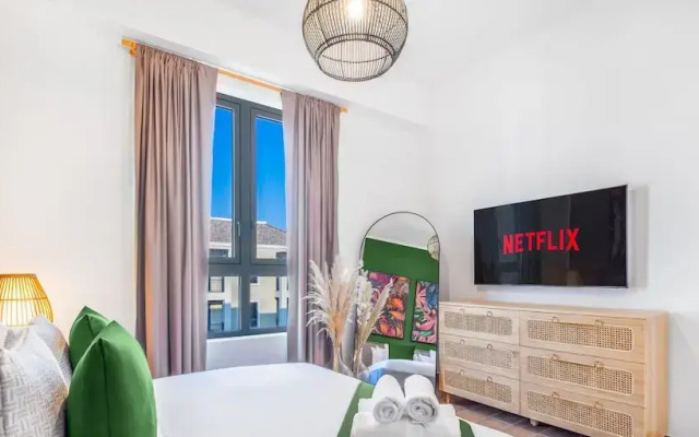 LUX  La Mer Infinity View -Luxury Boho 2