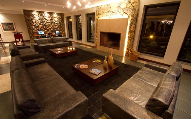 Regency Park Hotel