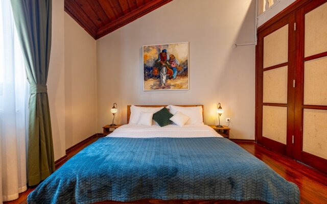 Nevalist Hotel