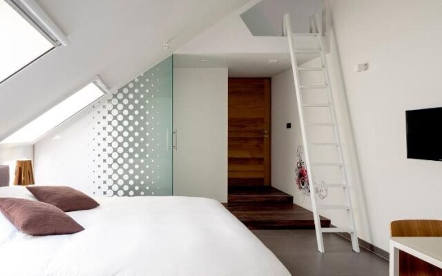 B&B Bed and Beyond