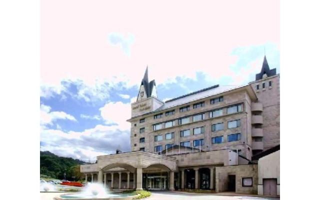 Royal Tainai Park Hotel