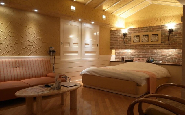 Hotel Large