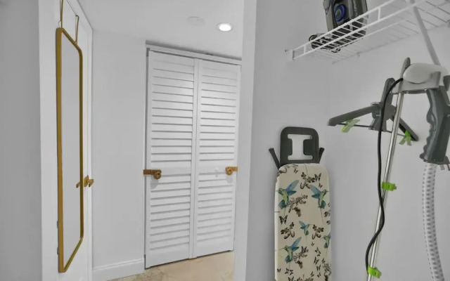 Zeus Sanctuary in Brickell Miami