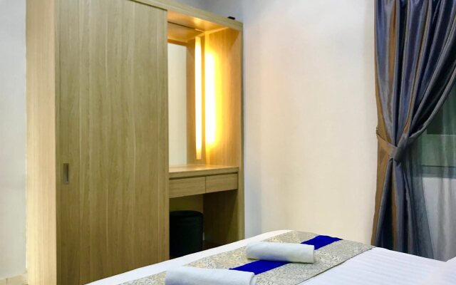 Sunset Seaview Vacation Condos City Centre @ IMAGO Shopping Mall