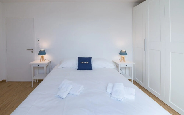 Apartment in Porspoder Near Plage du Bourg