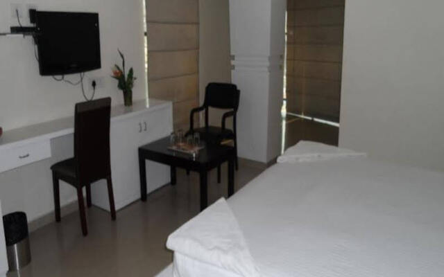 The Crown Hotel