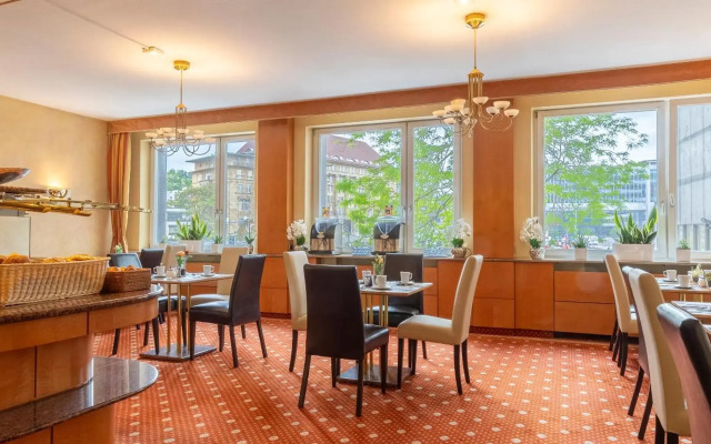 PLAZA INN Rieker Stuttgart Hauptbahnhof