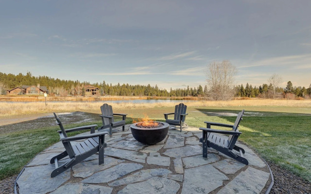 Spacious Mccall Home w/ Private Lake Access!