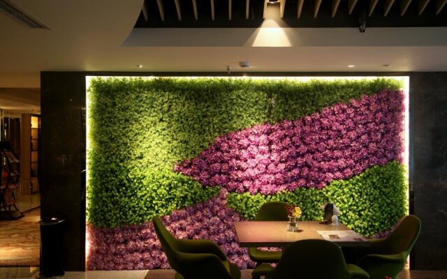 Chongqing Dongmo Hotel