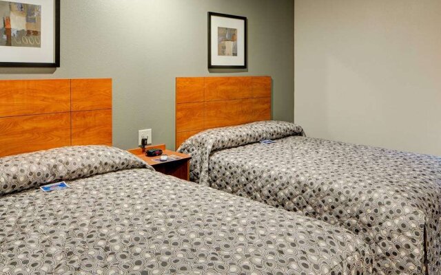 WoodSpring Suites St Louis St Charles
