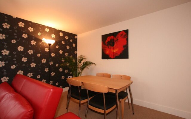 Gloucester Road Serviced Apartments by Roomsbooked