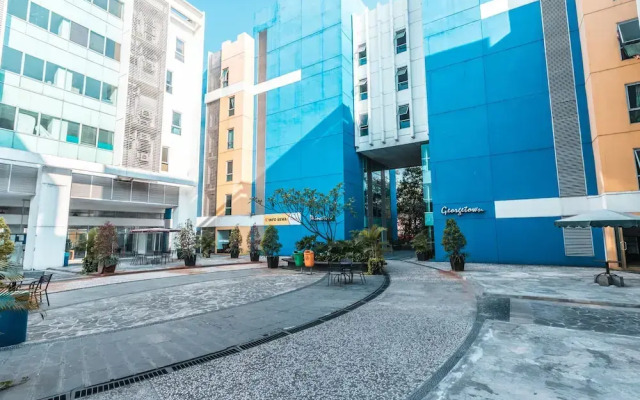 OYO Flagship 1170 The Habitat Karawaci