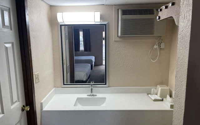 Nendels Inn & Suites