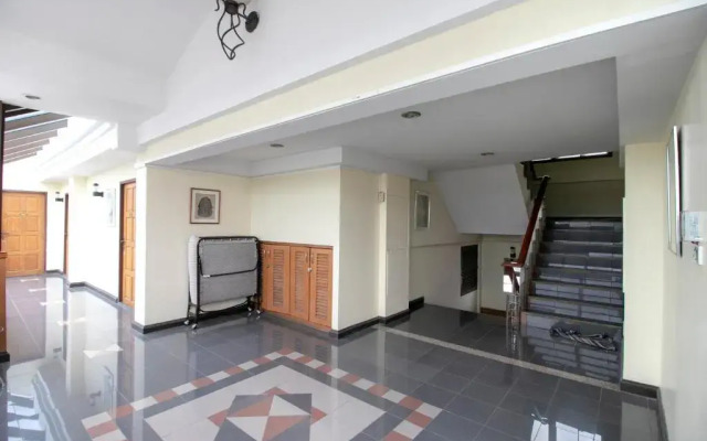 Super OYO 75385 Hotel Win Long