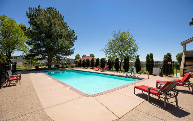 Best Western Plus Loveland Inn