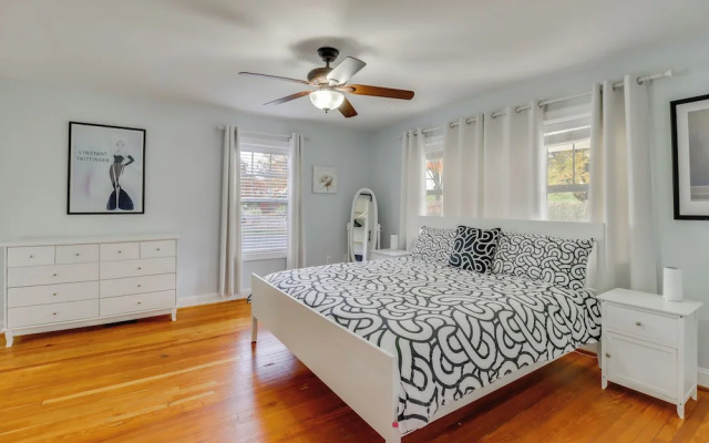 Warrenton Gem: Walk to Downtown!