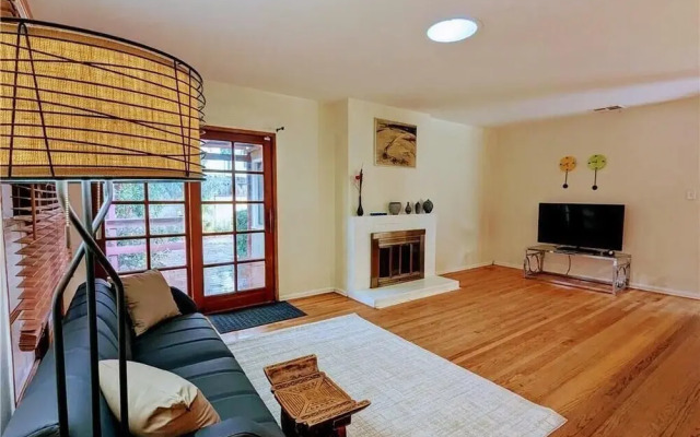 Convinient Location in Los Angeles