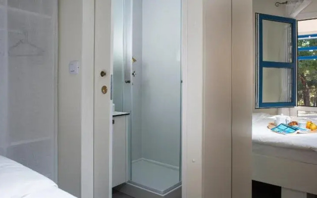 Mobile Homes - Port 9 Camping