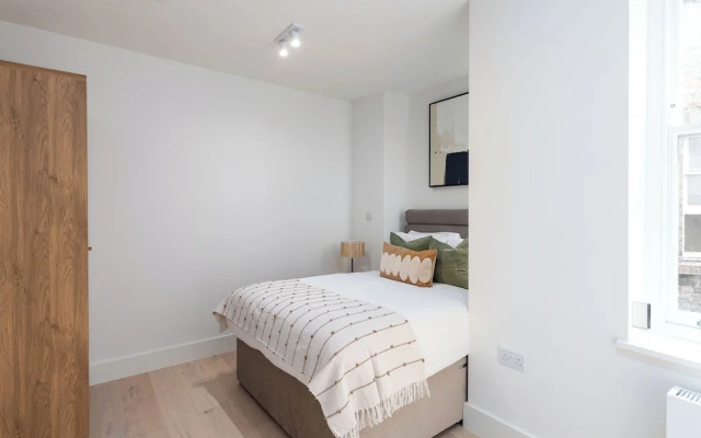 VESTO Brighton