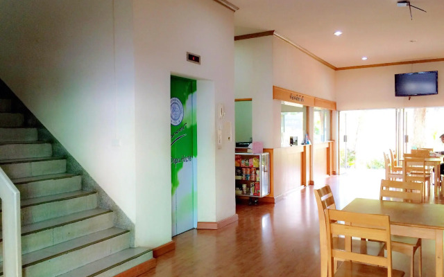 Coop Dopa Hostel