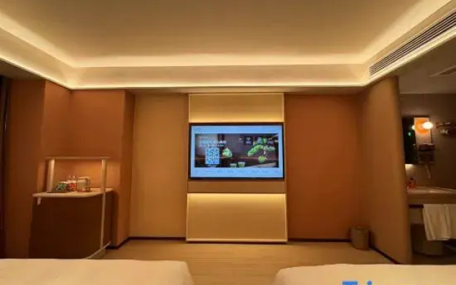 Orange Hotel (Qingyuan Yingde Branch)