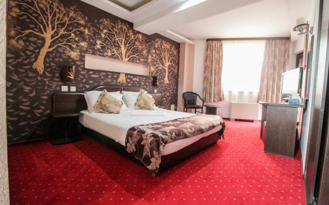 Hotel Razvan