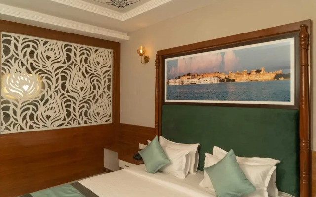 Shreeji Mahal by Serenity Horizon P Ltd