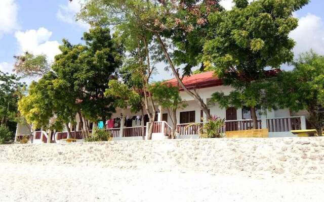 Island Front Bangcogon Resort and Restaurant