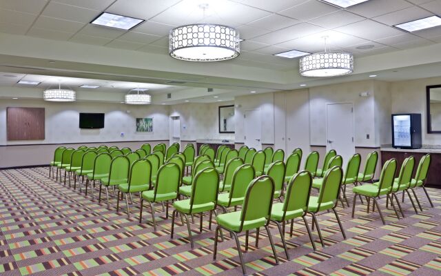 Holiday Inn Express Hotel & Suites Hays by IHG