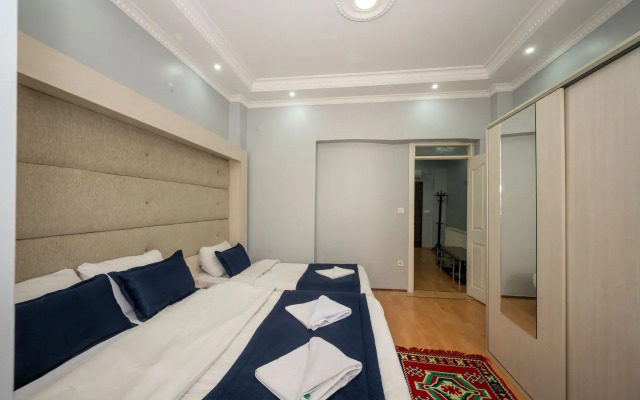 Taksim Suite II