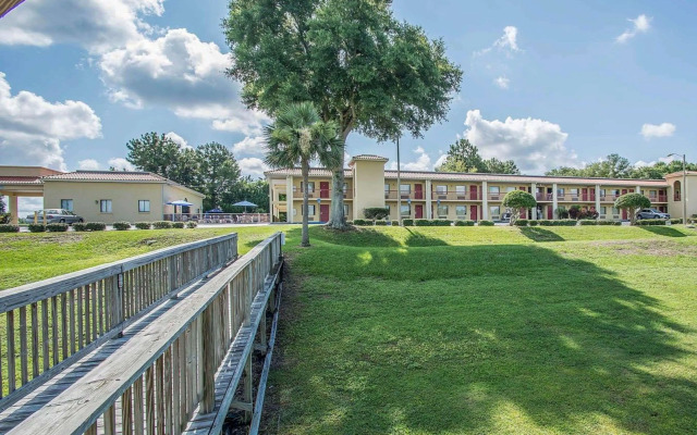 Quality Inn & Suites Mt Dora North