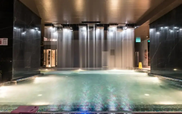 Expressionz Professional Suites by EH Homestay