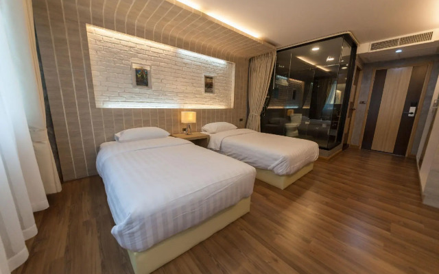 Feel Nimman Boutique