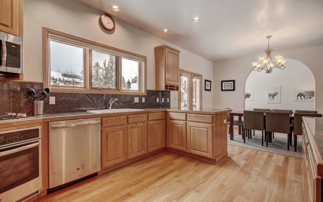 Fairview Estate - Home Among the Pines