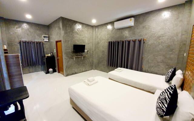 B Tel Chomthong Resort Chiang Mai
