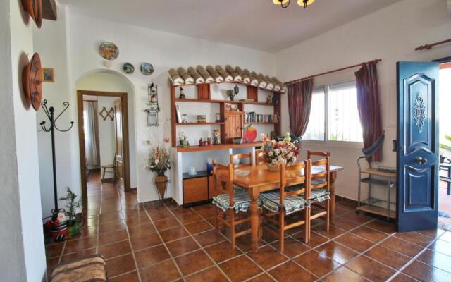 1003 Villa Cornocalejo