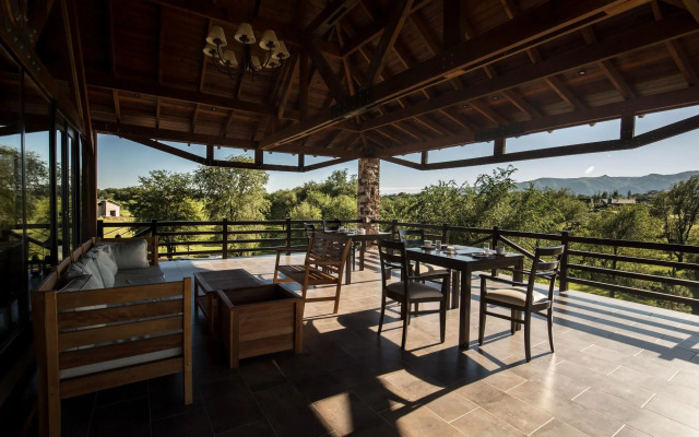 Ayres del Champaqui Suites Golf & Spa